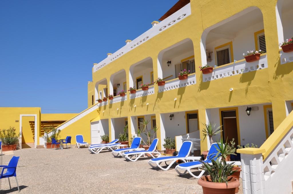 Hotel Mare Blu Лампедуза Экстерьер фото