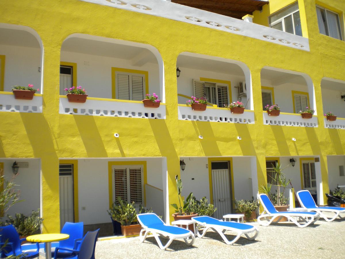 Hotel Mare Blu Лампедуза Экстерьер фото